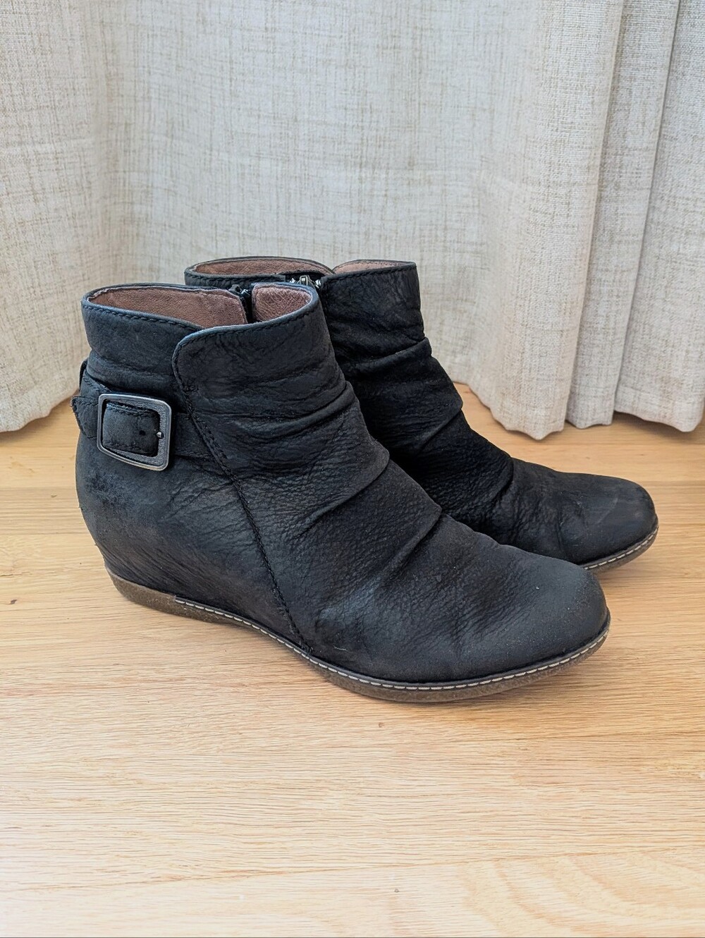 Dansko Lia Black Burnished Nubbuck Ankle Boots | EU 37 | US 6.5-7